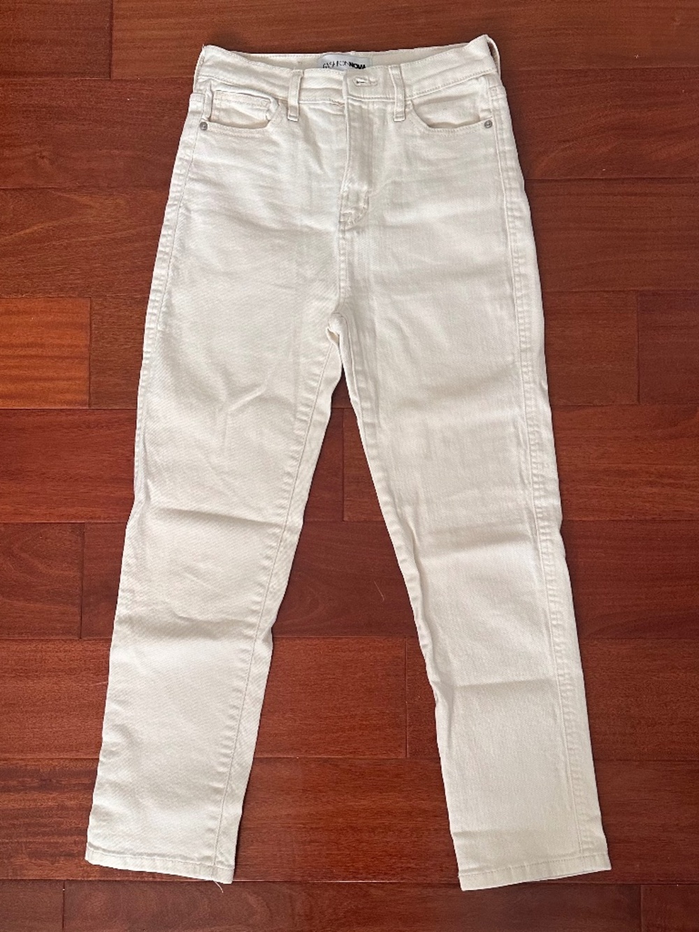 Fashion Nova Cream High Rise Straight Leg Jeans Women’s 3/26 Stretch Denim